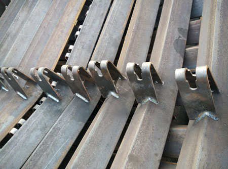 产品名称：belt=650mm.blue conveyor roller bracket,coal conveyor bracket