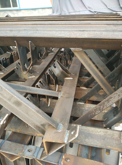 产品名称：conveyor roller frame